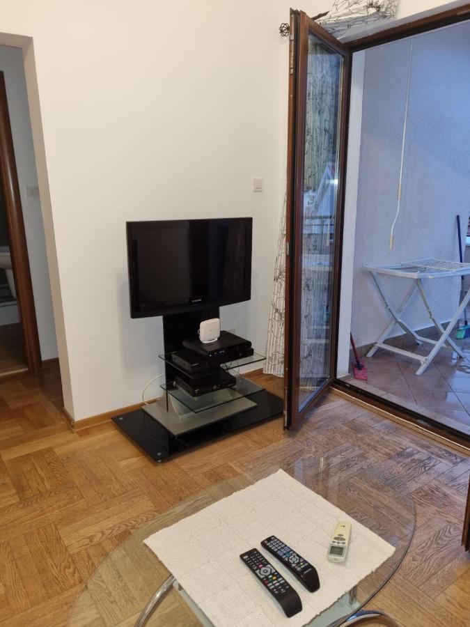 Apartments Sneza リサン エクステリア 写真